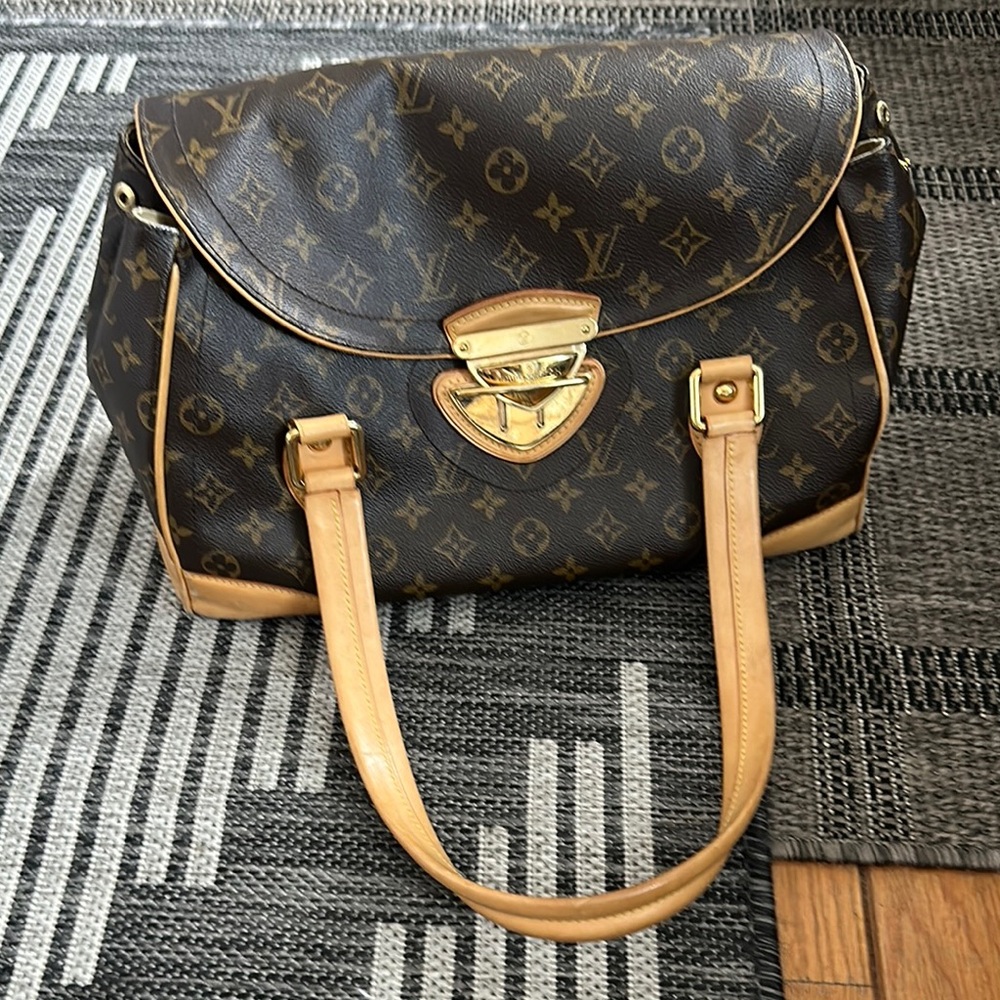 Louis Vuitton Monogram Beverly GM